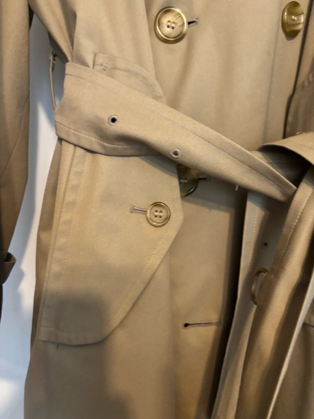 Burberry - Picture 4 of 10
